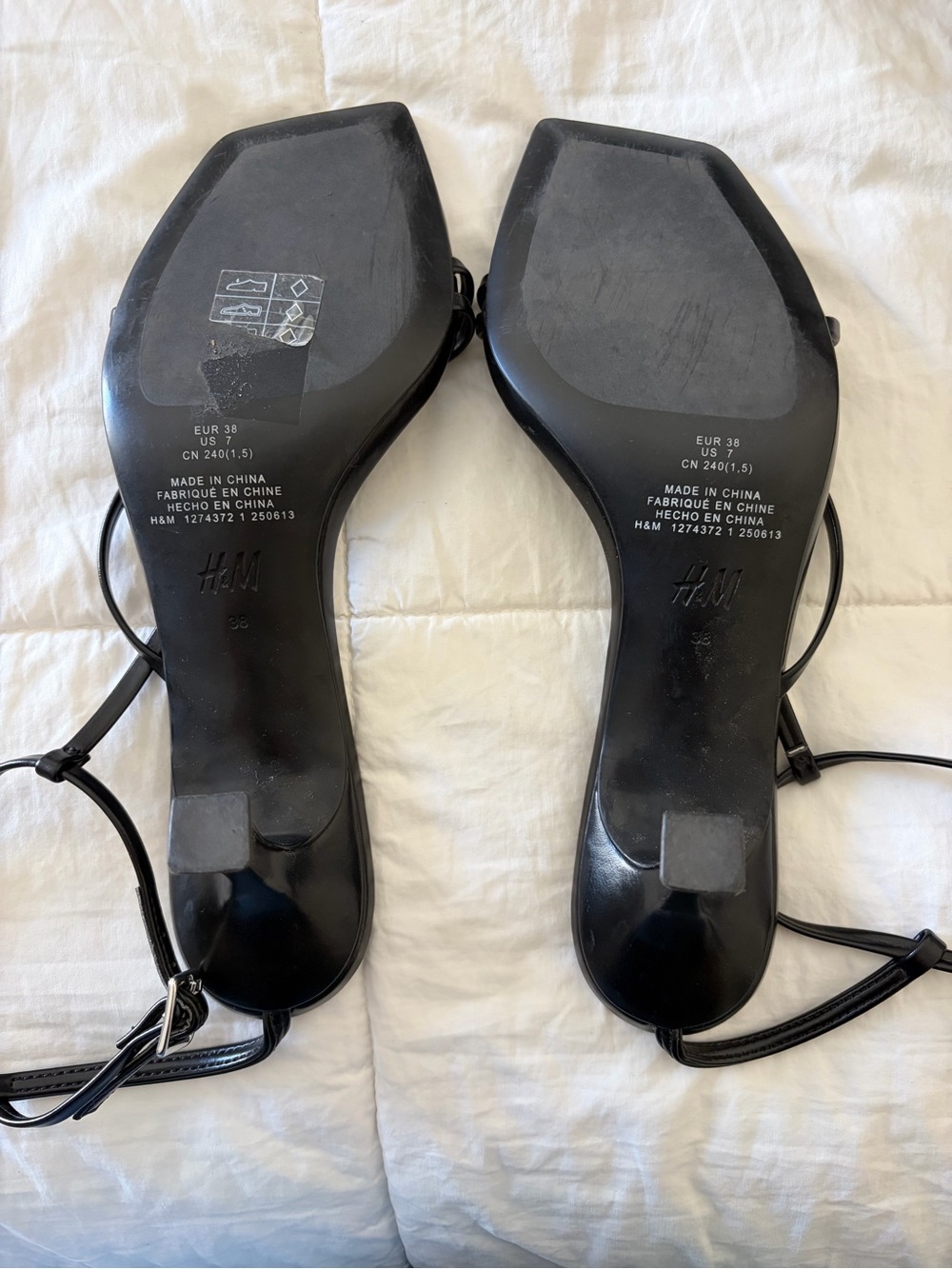 H&M Black Minimalist Strappy Square-Toe Heels - Picture 3 of 4